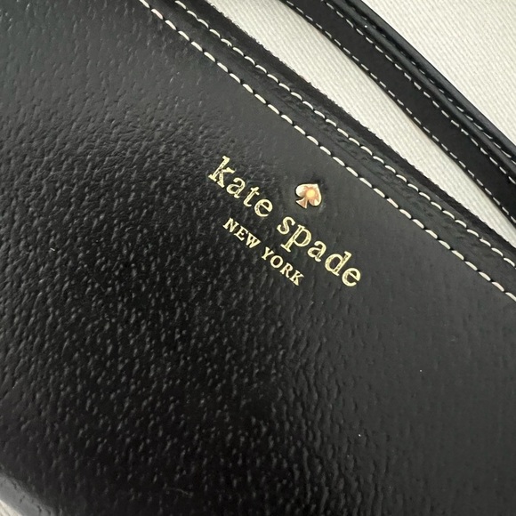 Kate Spade -Black Leather Wristlet Wallet - Picture 2 of 7